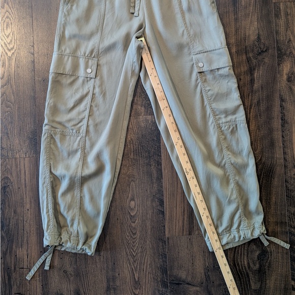 ATHLETA Women’s Celestial High Rise Breathable Utility Pants Olive Green Size S - Picture 11 of 11
